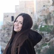 Studentessa in Lingue e Mediazione internazionale offre ripetizioni in diverse materie di tutte le scuole a partire dalla scuola elementare fino alla scuola superiore